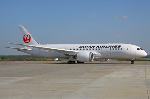 japan_airlines_boeing_787-846_dreamliner_kustov